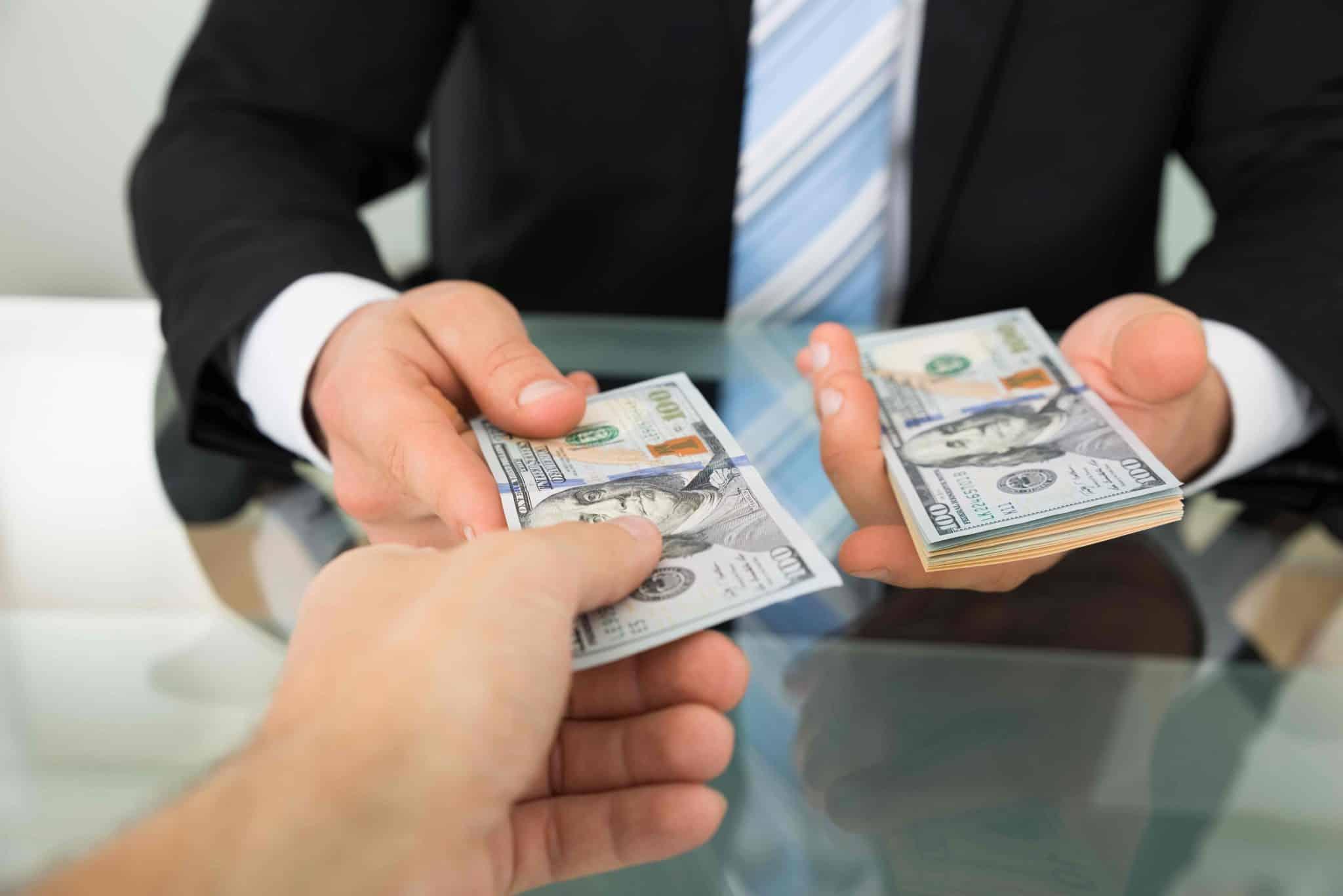 Choosing the Right Lender: Tips for a Competitive Rate